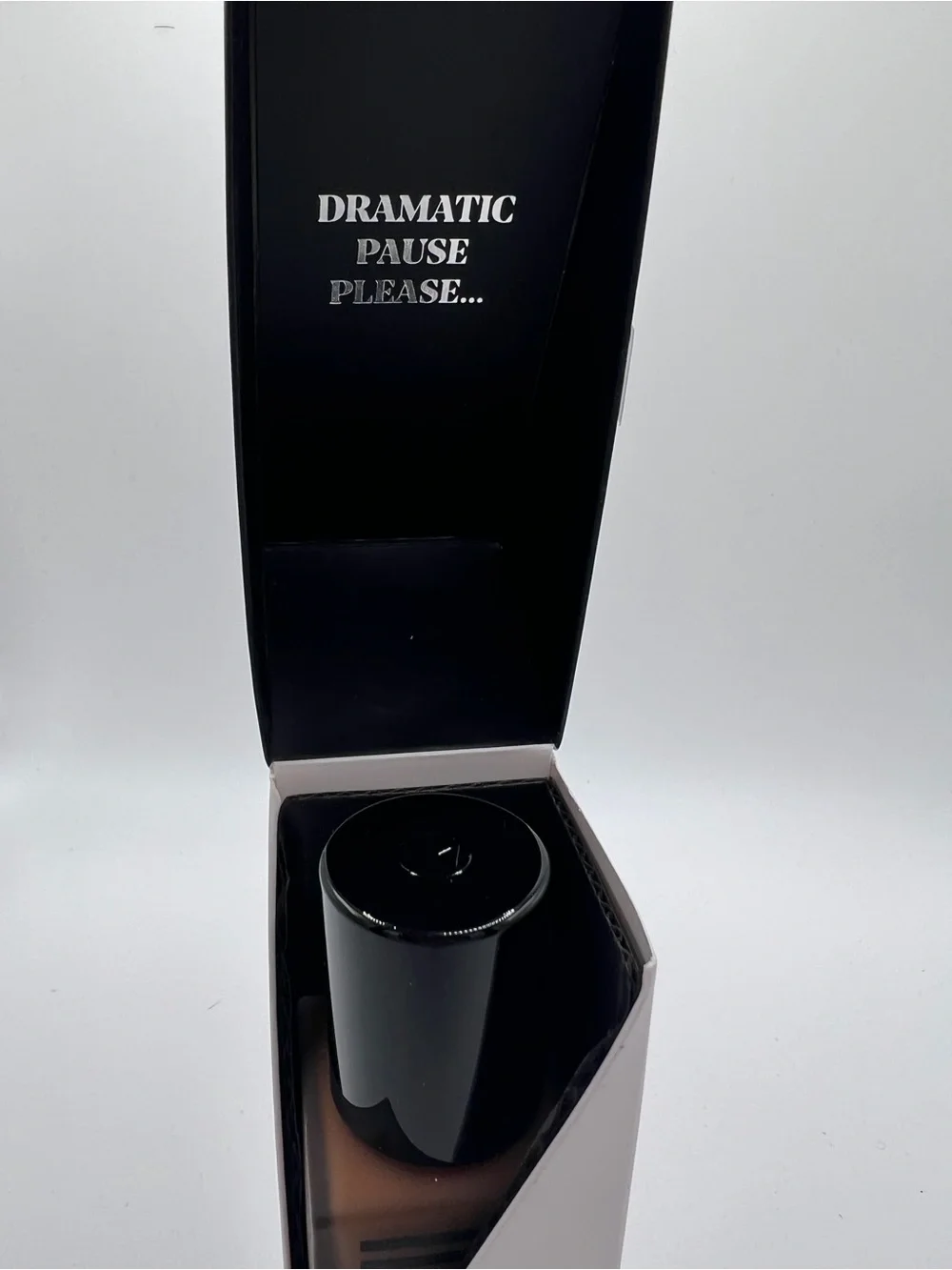 Il Makiage 235 Woke Up Like This Flawless Base Foundation Deep Neutral Tone